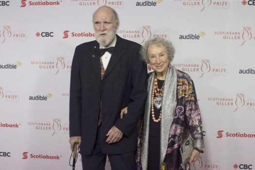 نامگذاری یک جایزه ادبی به افتخار «مارگارت آتوود» و همسرش